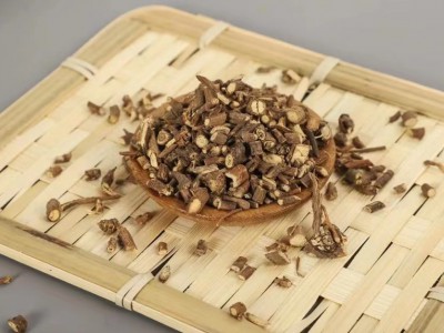 求购大量有机中药材柴胡图1